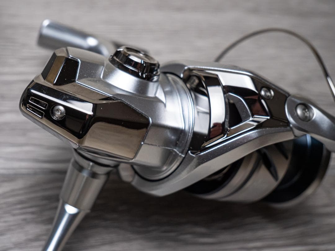 シマノ 23 ストラディック 4000XG 美品