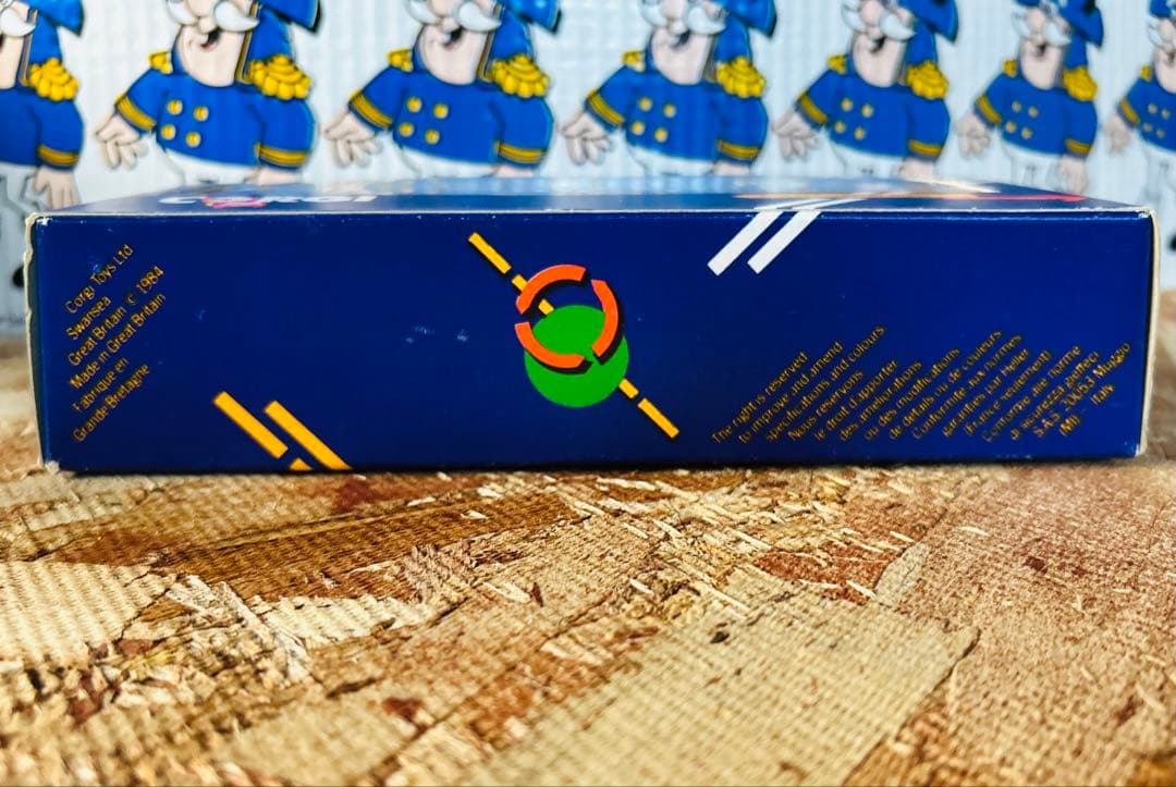 81' Corgi adidas Scania truckアディダスミニカーGB