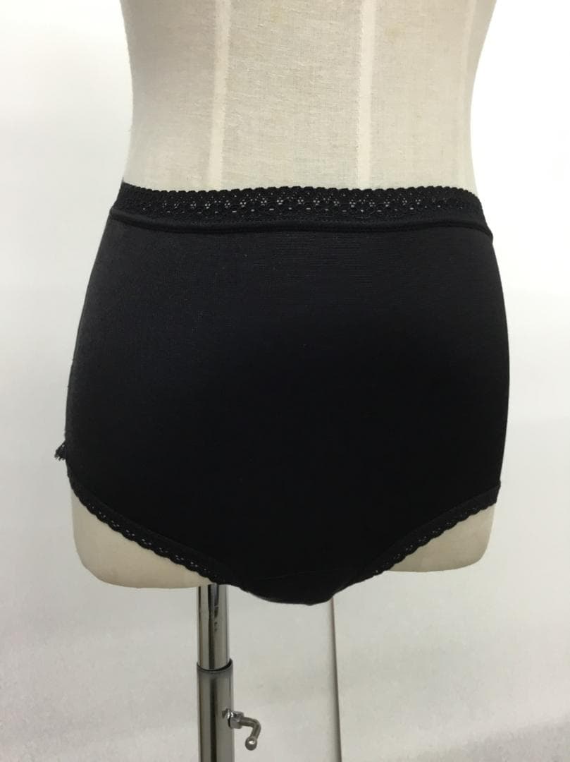 長期保管品 未使用 アンダースコート ヨネックス フリル付 Mサイズ 黒色