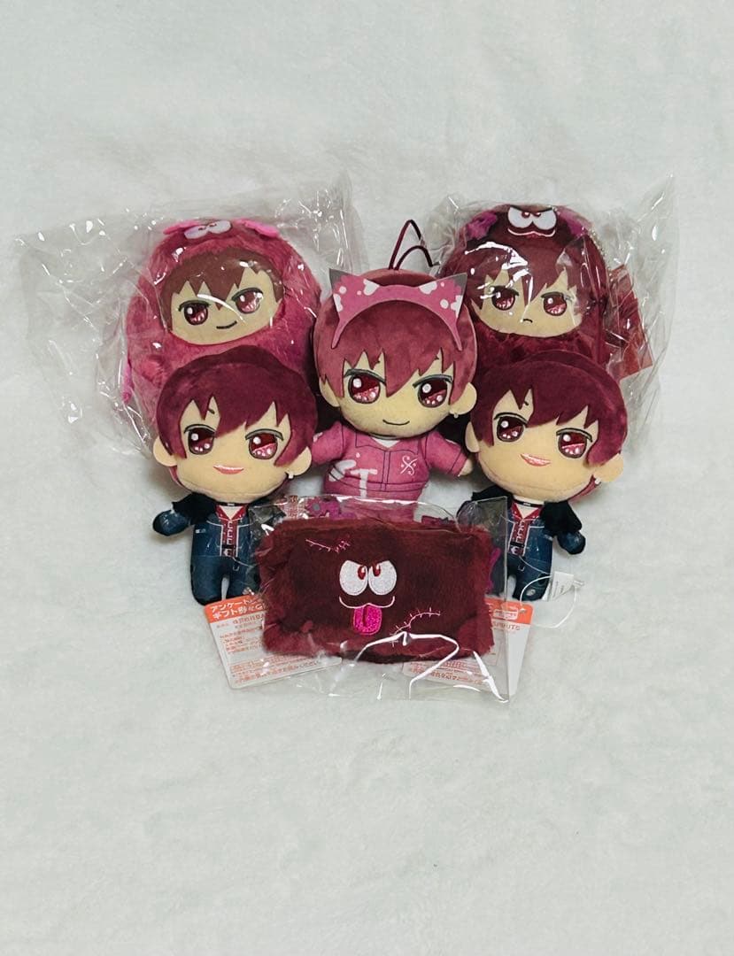 アイナナ ŹOOĻ 狗丸トウマ　缶バッジぱしゃこれぬいぐるみ