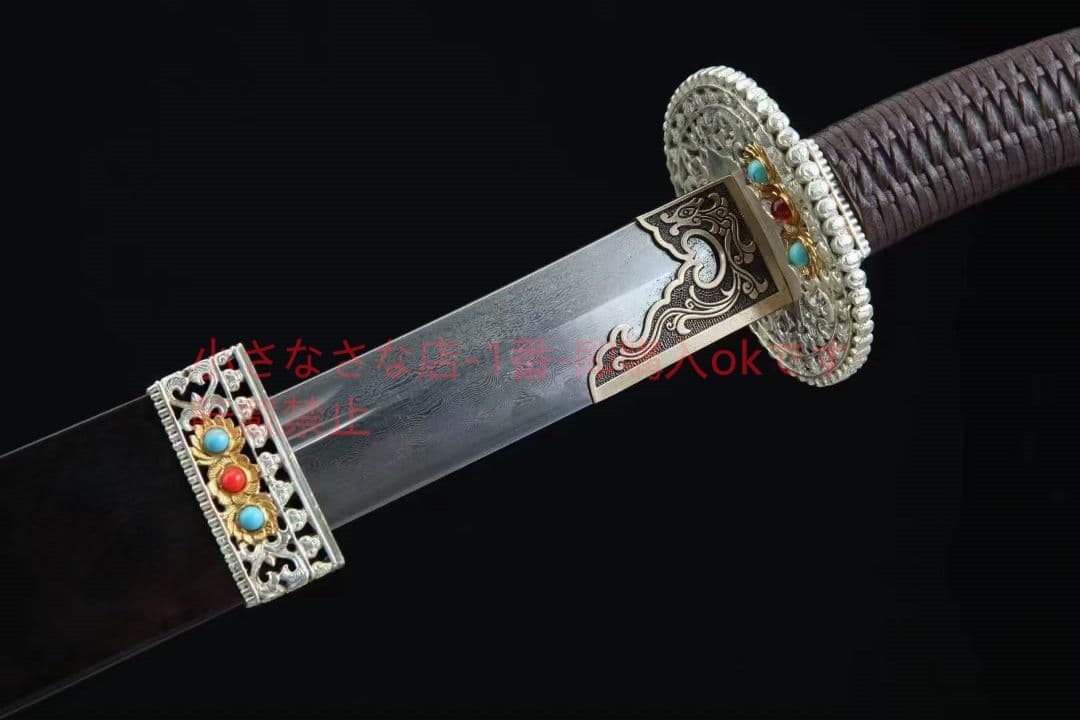 白地に2色の金銀大明御刀。（黒檀タイプ）古兵器 武具　刀装具　日本刀　模造刀