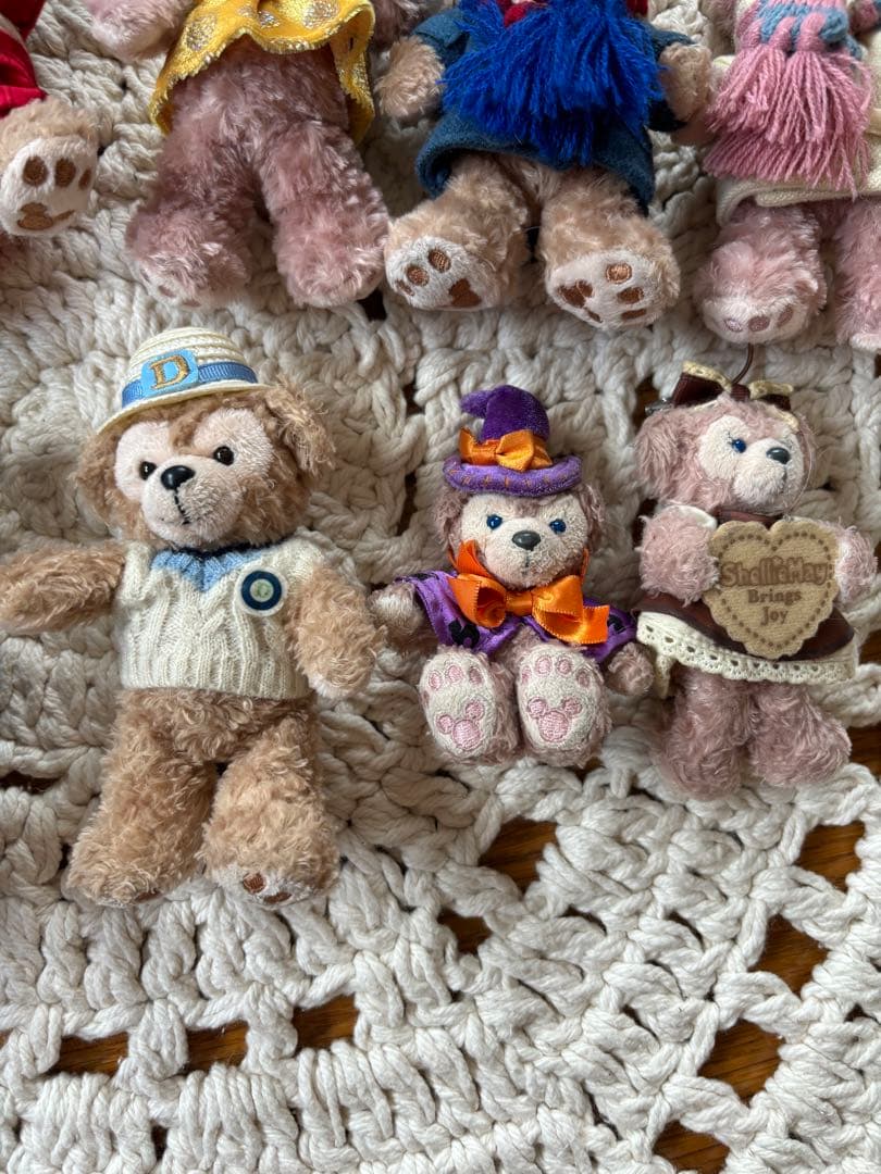 ディズニーダッフィーシェリーメイ　ぬいぐるみストラップ　ディズニーお土産