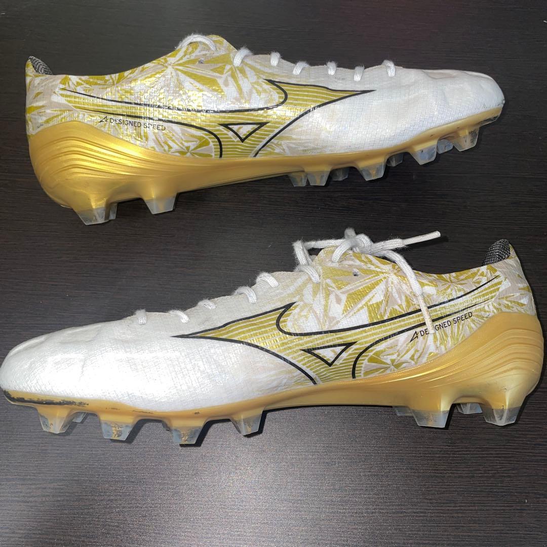 ミズノアルファ Elite p1ga246250 ホワイト×プリズムゴールド