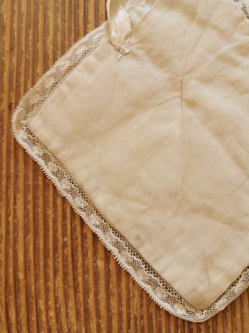 アンティーク 初聖体式 花刺繍&プリーツ リネンシルク オモニエール 二重バッグ