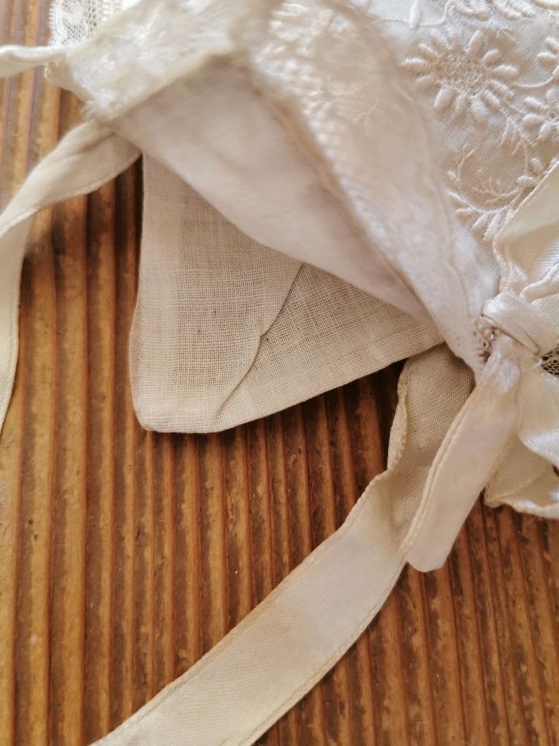 アンティーク 初聖体式 花刺繍&プリーツ リネンシルク オモニエール 二重バッグ