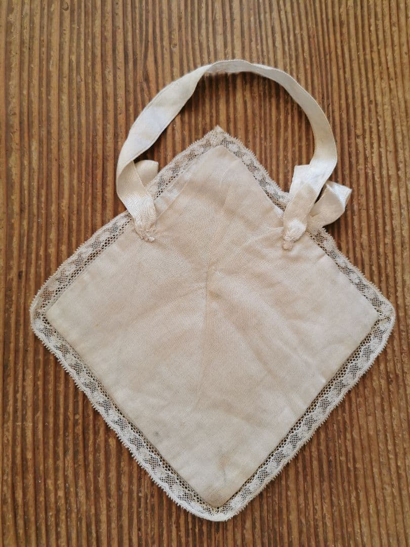 アンティーク 初聖体式 花刺繍&プリーツ リネンシルク オモニエール 二重バッグ