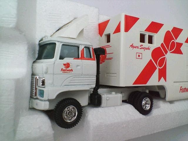 特注 トミカ ダンディ フットワーク フォーミュラ１ トランスポーター