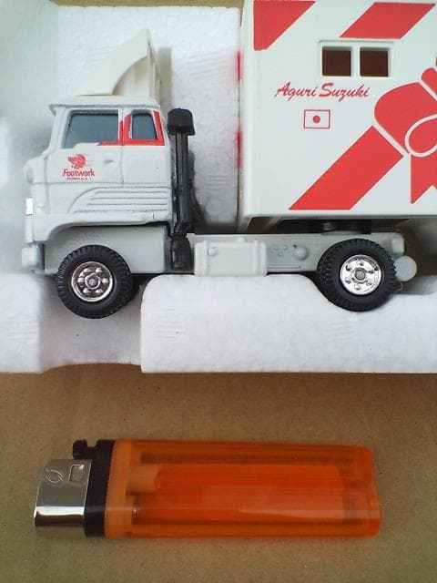 特注 トミカ ダンディ フットワーク フォーミュラ１ トランスポーター