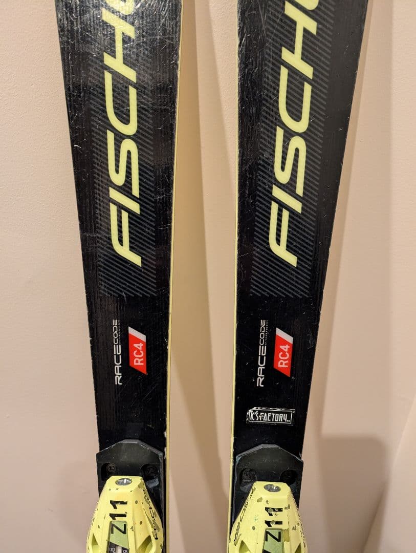 FISCHER RACE CODE RC4 スキー板 Z11バインディング