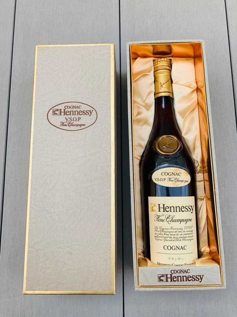 Hennessy VSOP Fine Champagne 700ml（箱付き）