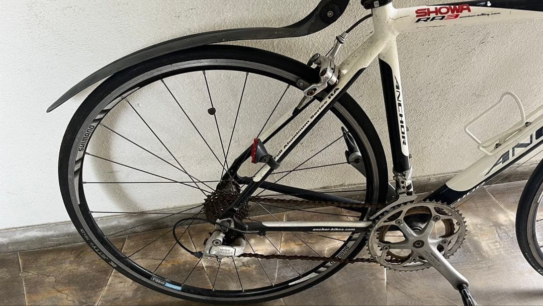 自転車　本体　アンカー　ロードバイク　競輪　ホワイト　ブラック