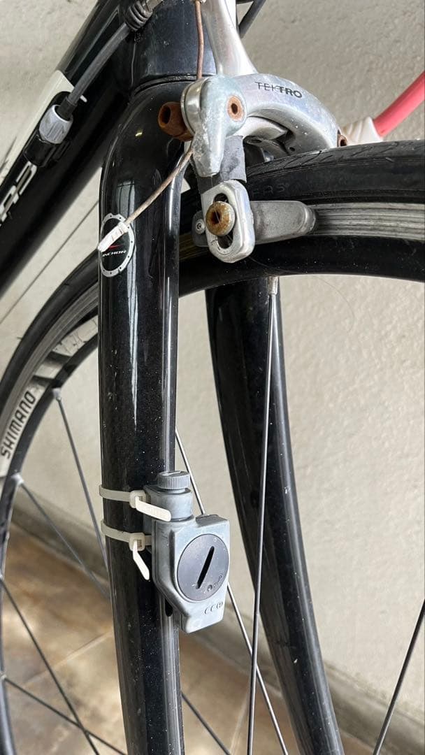 自転車　本体　アンカー　ロードバイク　競輪　ホワイト　ブラック