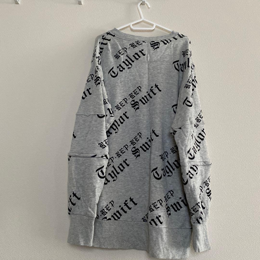 Taylor Swift 着用デザイン 公式オフィシャル トレーナー 正規品