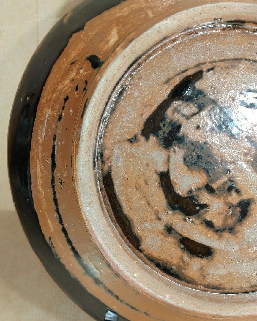 極美品 濱田庄司 黒釉錆流描皿 共箱 毎日オークション出品【本物保証】人間国宝