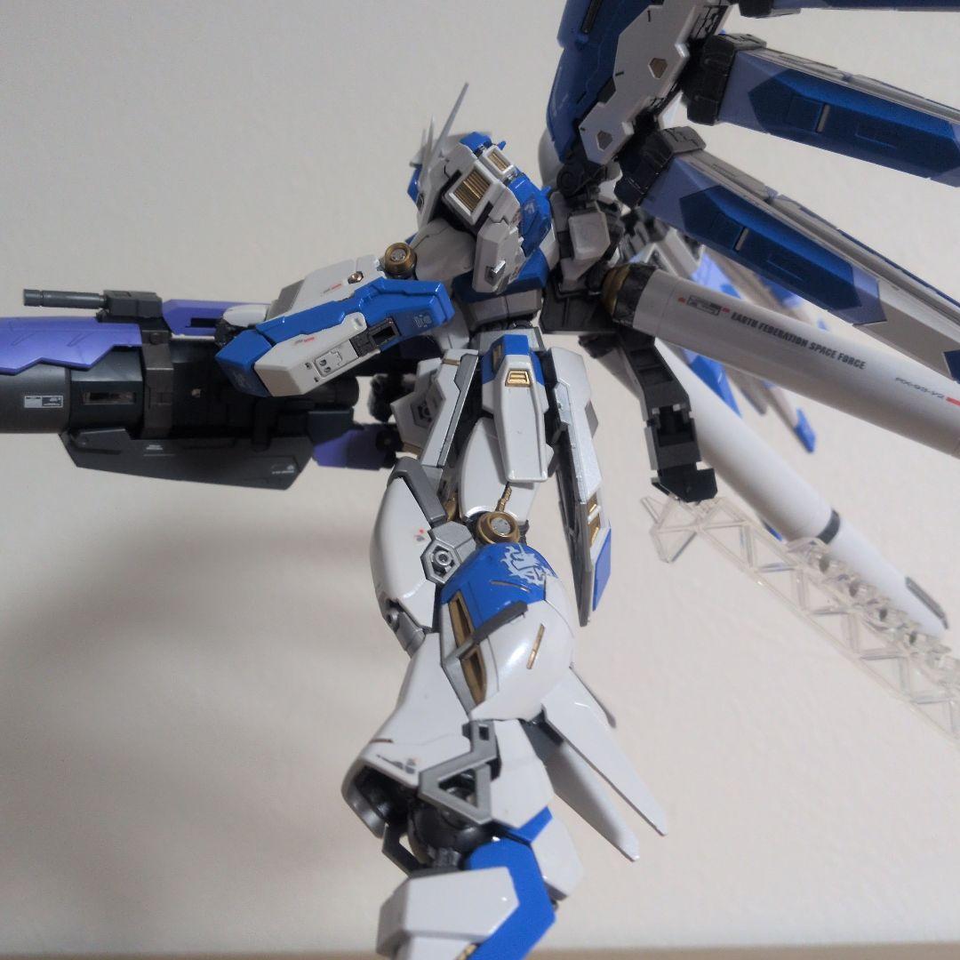 RG hi-νガンダム ハイニューガンダム 【塗装品】
