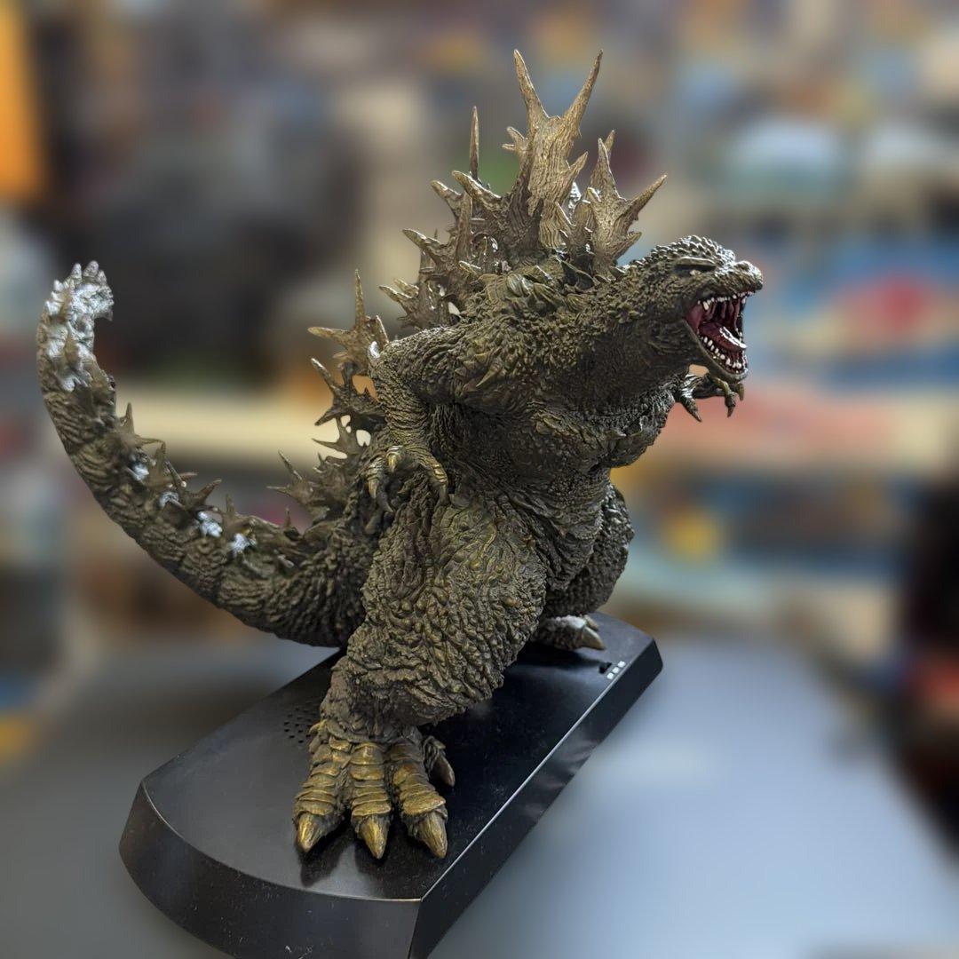 ゴジラ-1.0 UA monsters LED発光&サウンドギミック　セール