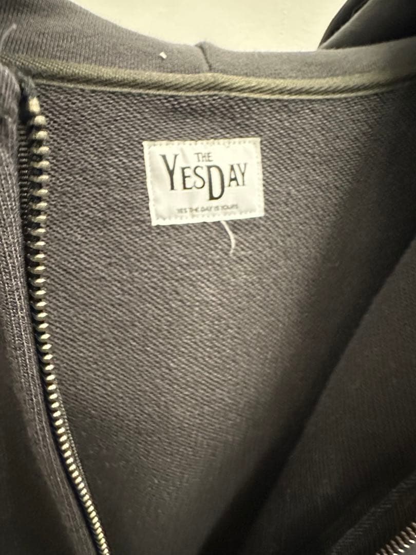 マウスラビット　パーカー　チャコール　イェソン　韓国