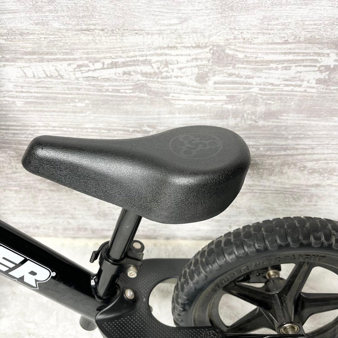 美品　STRIDER スポーツバランスバイク ブラック スポーツモデル