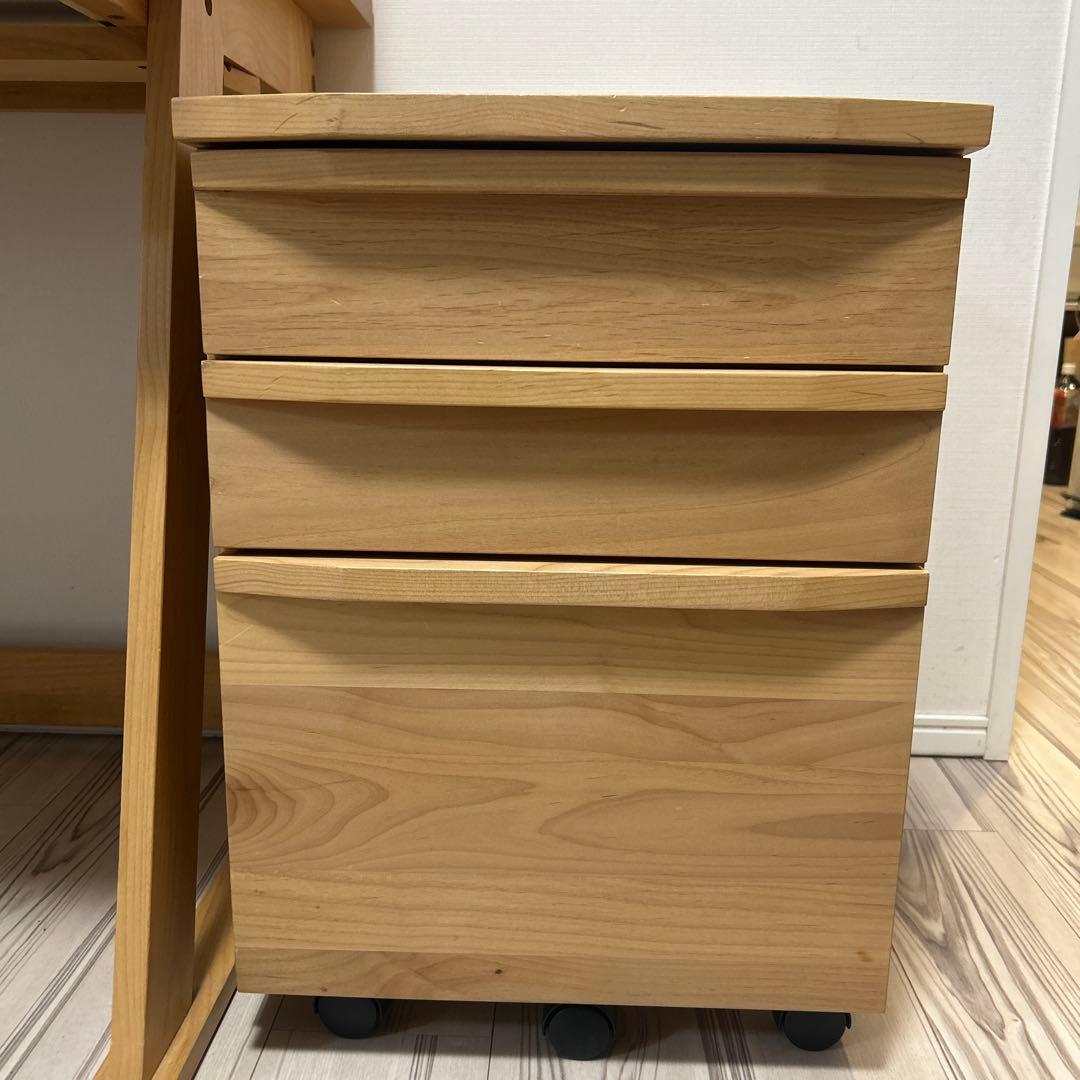 ころころ　美品　アクタス　リーヴェ　チェスト