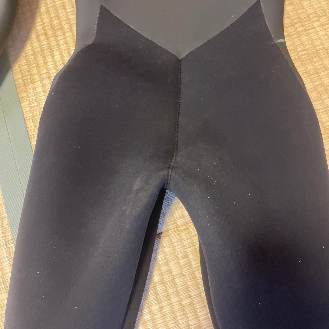 ONeill ブラック セミドライスーツ5/3mm 1Rのみ使用