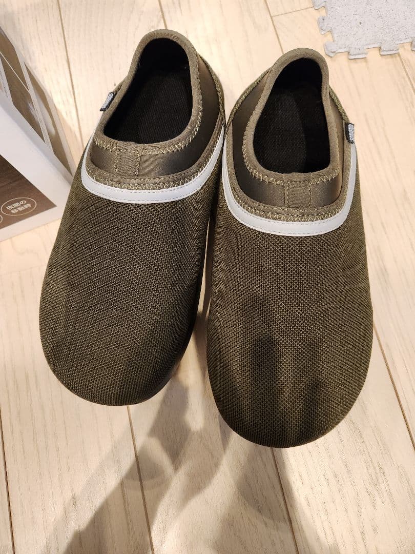 防災ライトルームシューズ