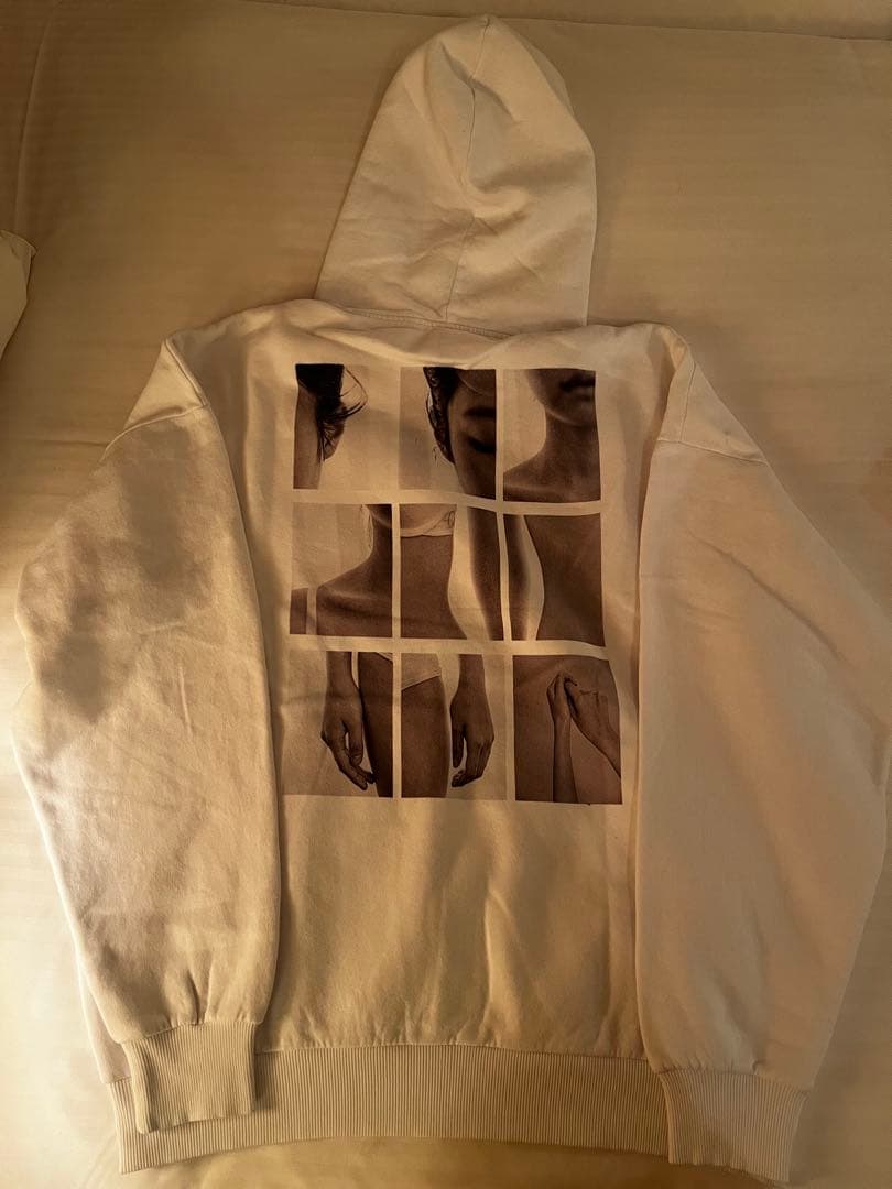 j2nni5 ジェニ　パーカー　L 新品