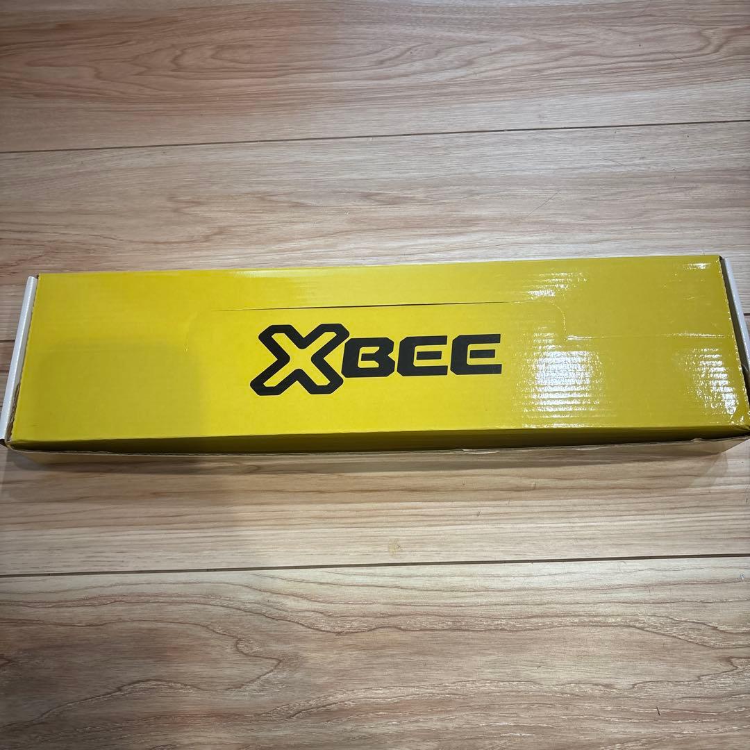 クロスビープルバックカー　非売品　新品　XBEE SUZUKI