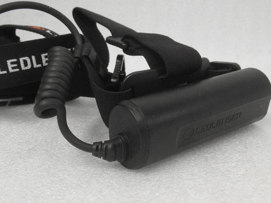 レッドレンザー LED ヘッドライト + 予備バッテリー 未使用品