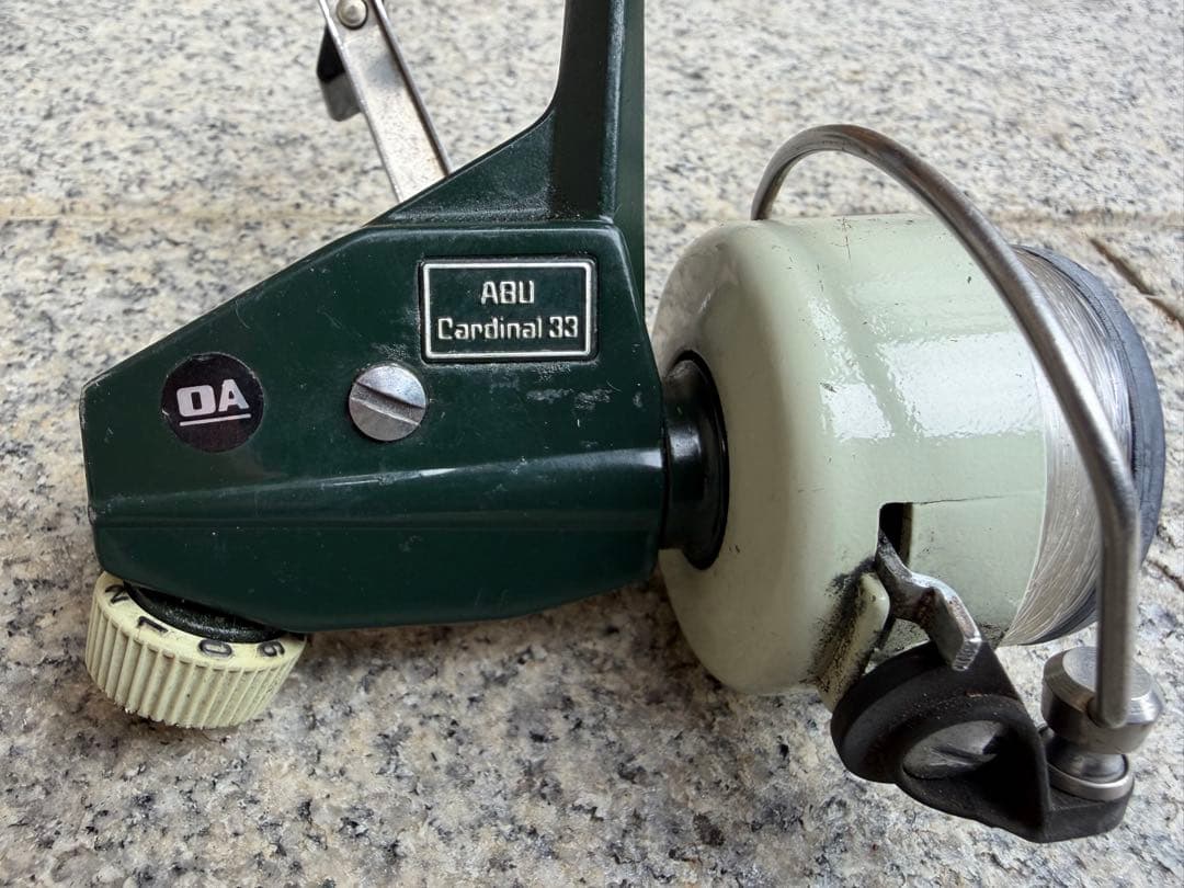 カーディナル33 スピニングリール　アブガルシア　ABU ナンバー760301