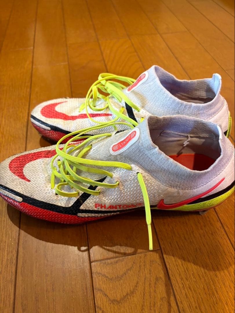 Nike ファントムGT2エリート
