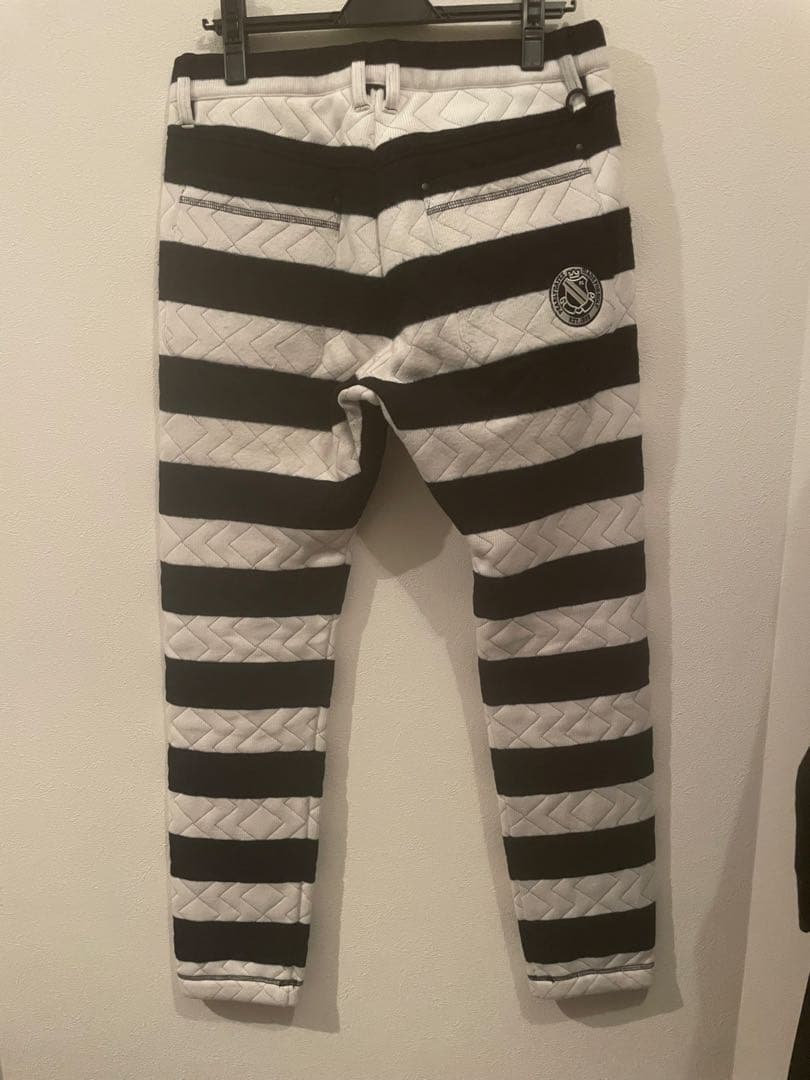 パーリーゲイツ　PEARLYGATES ストライプキルティングパンツ メンズ