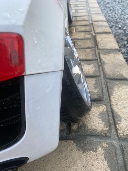 電動乗用アウディ