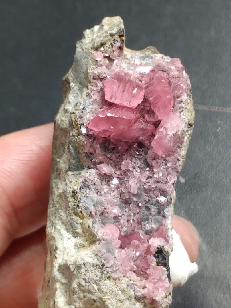 ロードクロサイト　ペルー産　697