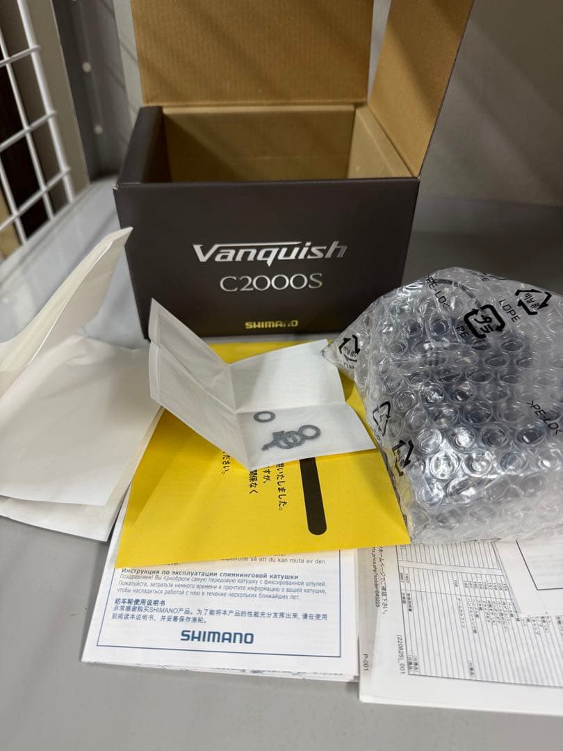 シマノ　23 ヴァンキッシュC2000S スピニングリール