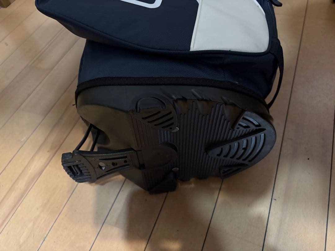 使用感小　完売　キャロウェイ　スタンド　トリコロール　軽量　ユニセックス