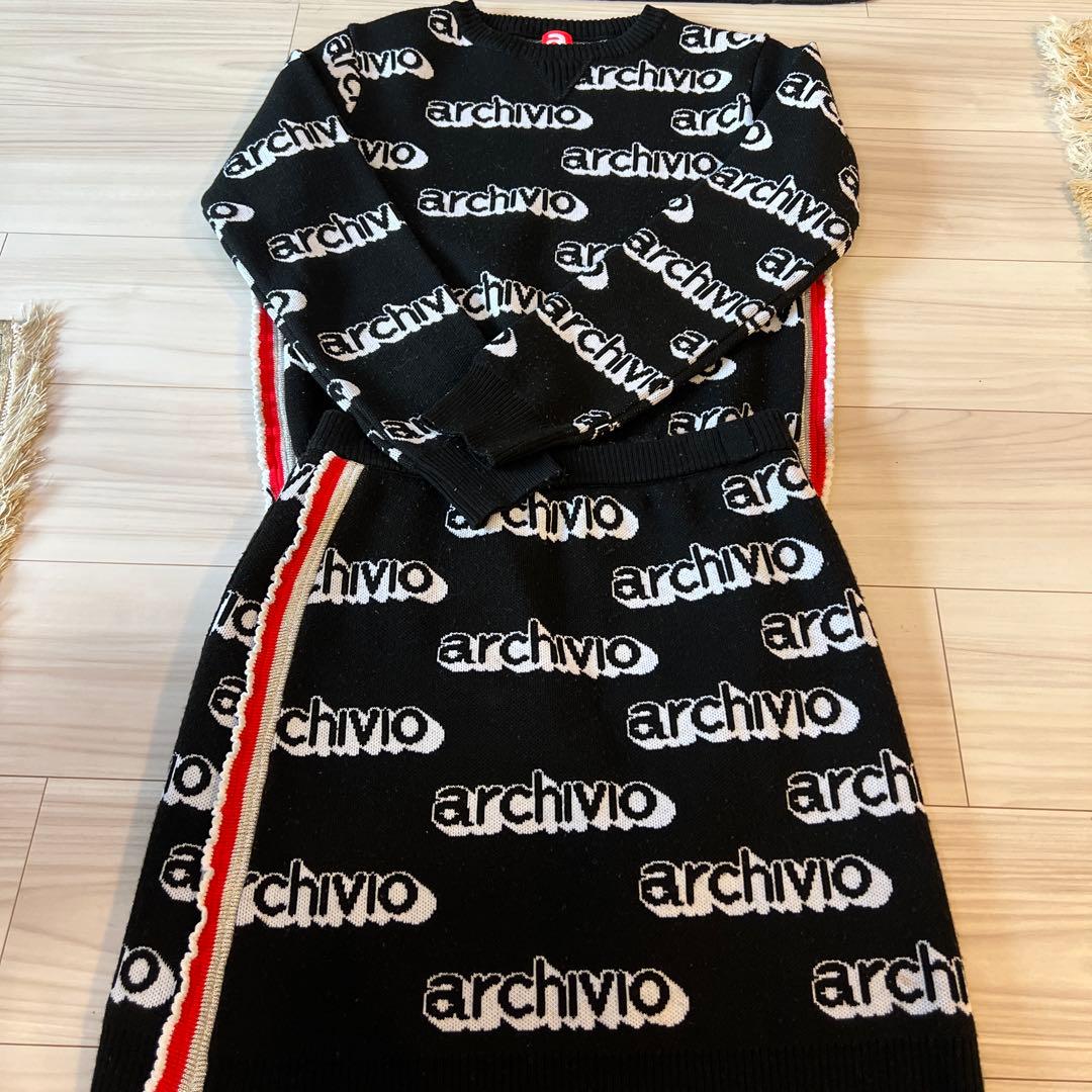 お値下げarchivio ロゴ入りニットセットアップ 36 美品