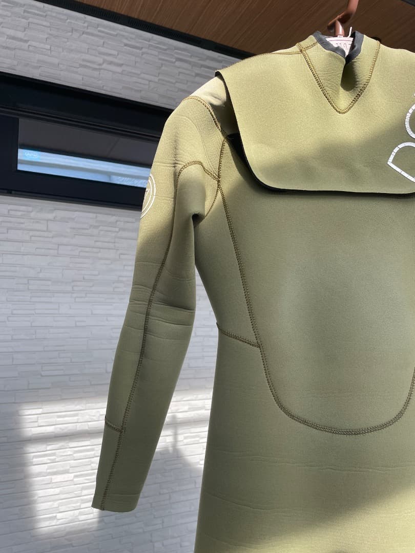 （期間限定割引）DOVE　3㎜　フルスーツ　ジャーフル　ウェットスーツ