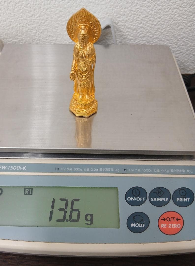K24 純金製 光則作 聖観世音菩薩像　造幣局検定印入　高さ：約7.7cm