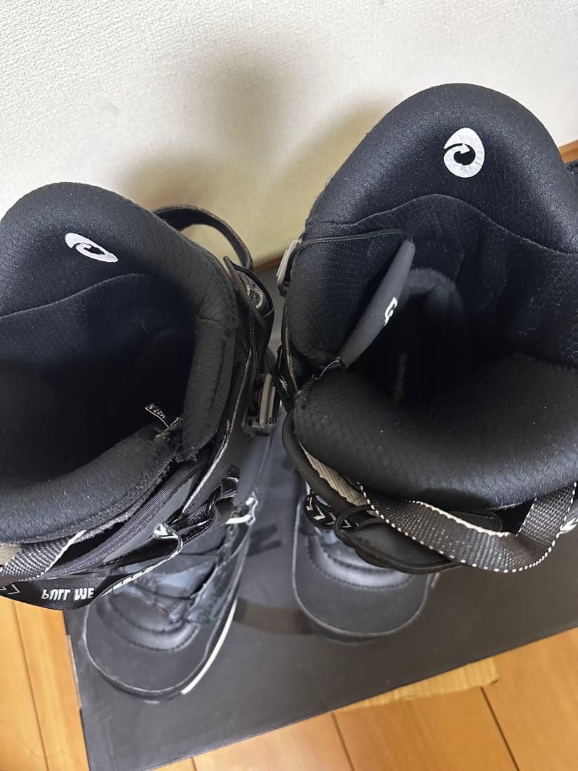 DEELUXE スノーボードブーツ 26.5 ブラック　カモフラ