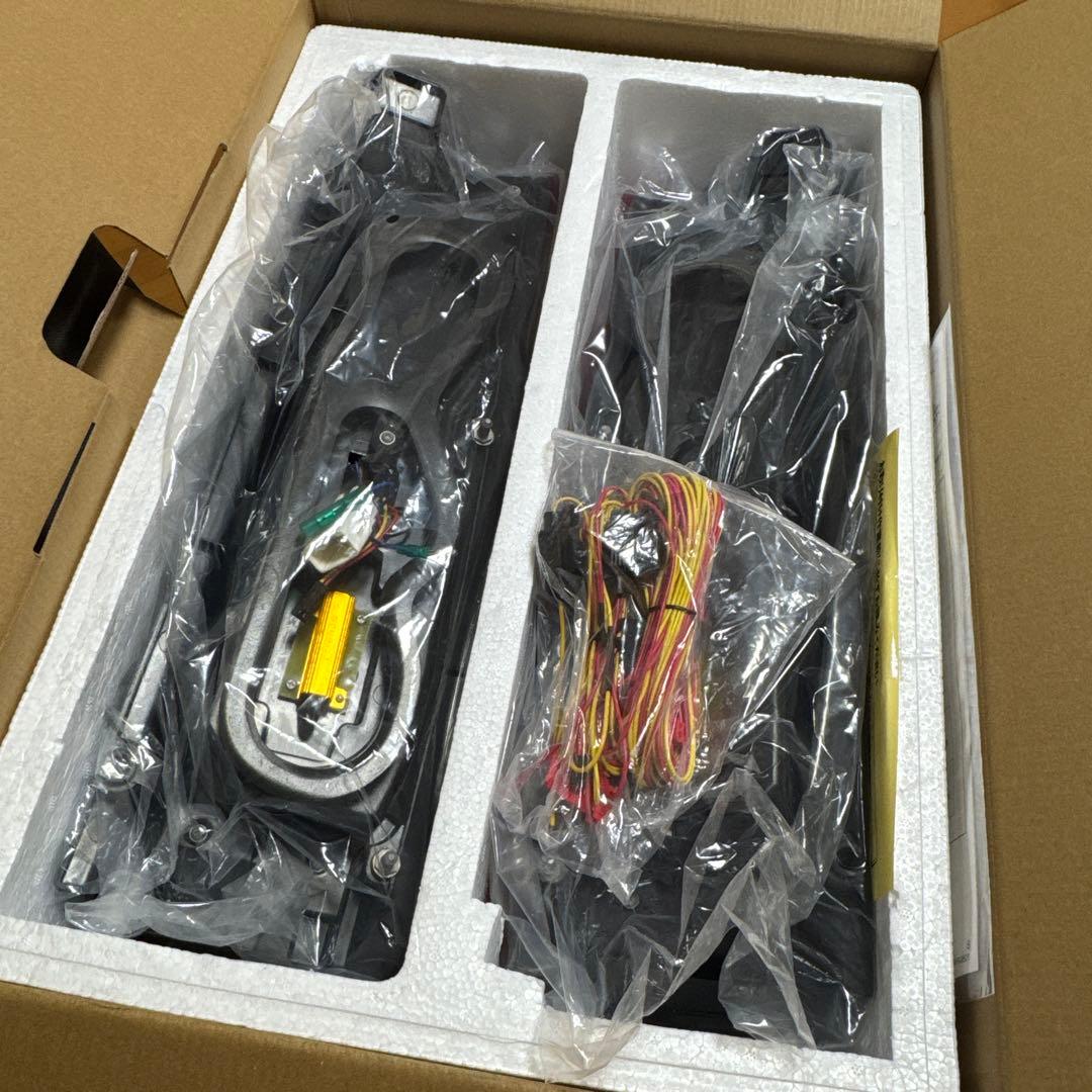 ハイエース LED テールランプ FLEX ラムダ LEDテールランプ λ