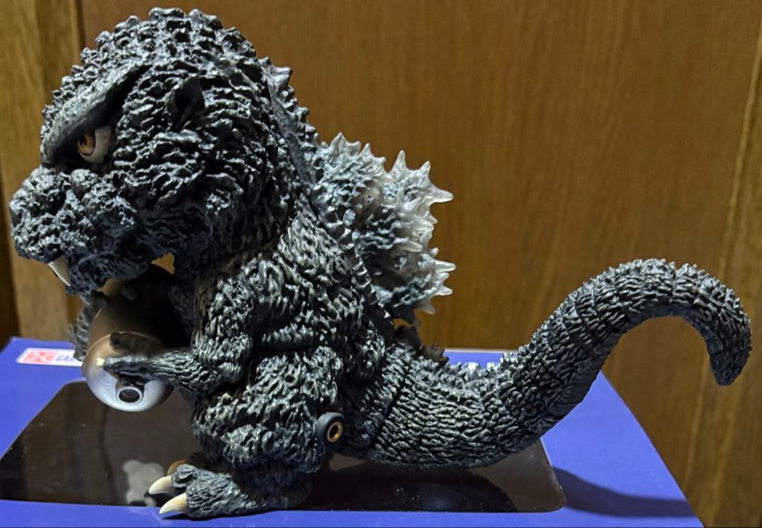 デフォリアル ゴジラ(1984) 発光Ver.