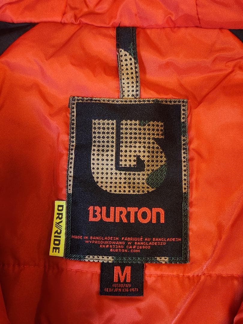 Burton 子ども用スノーボードウェア上下セット 140 ジャケットとパンツ