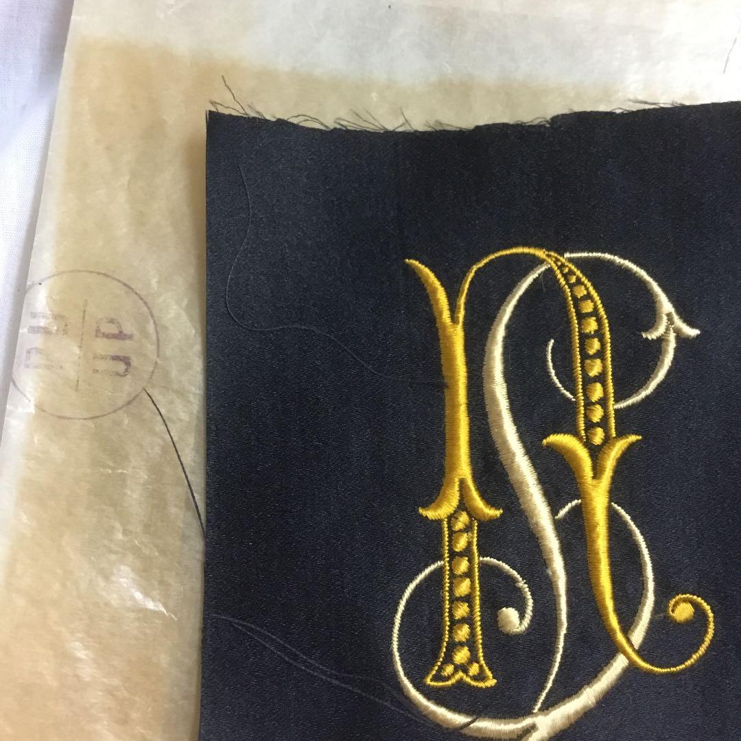 アンティークのレタード刺繍8枚セット