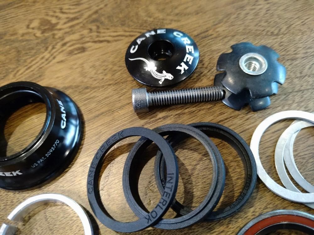 ケンクリーク CANE CREEK ヘッドパーツ