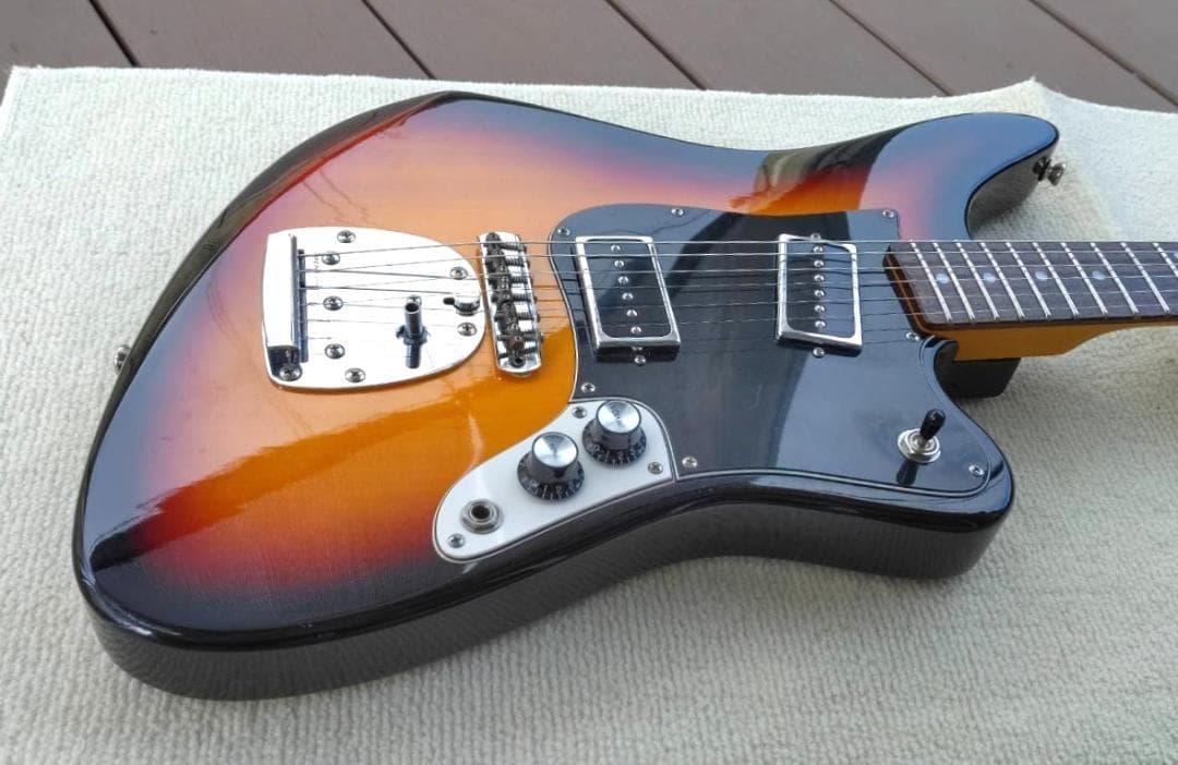 ✨未使用✨ARIA ビザールギター RETRO 1532J