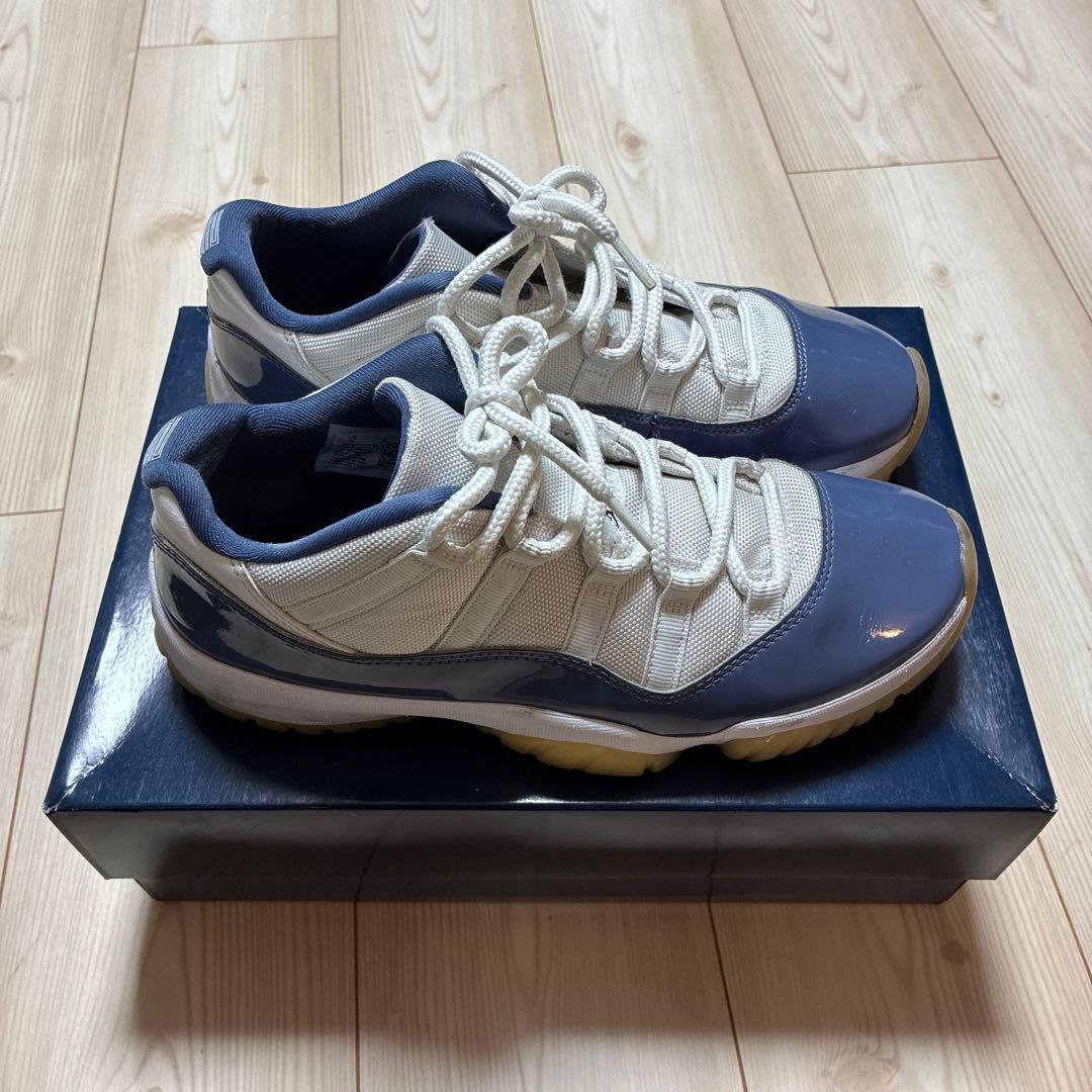 Nike Air Jordan 11 Low ネイビー/ホワイト　27㎝