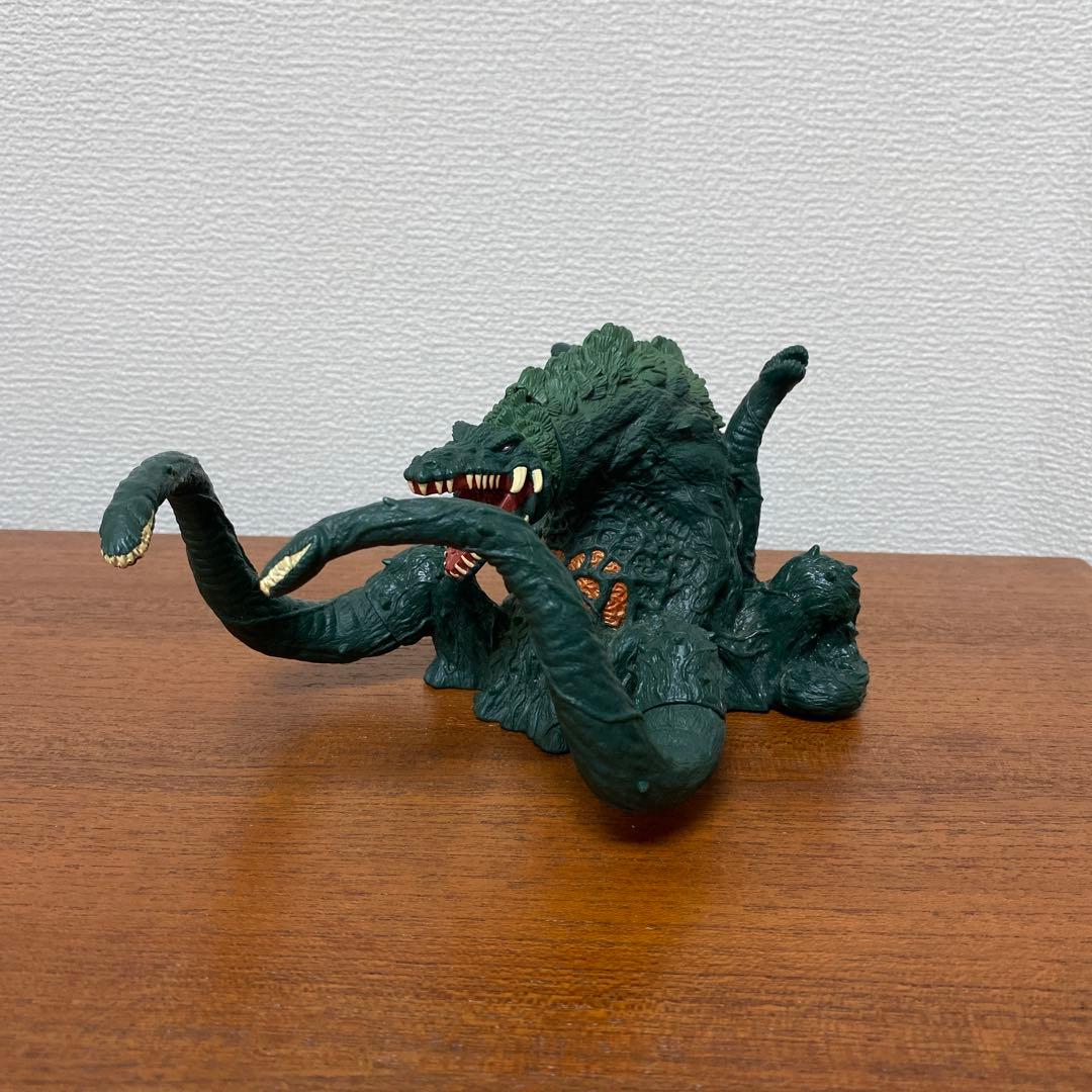 ムービーモンスター　ゴジラ　フィギュア 人形　ソフビ　デストロイア　ビオランテ