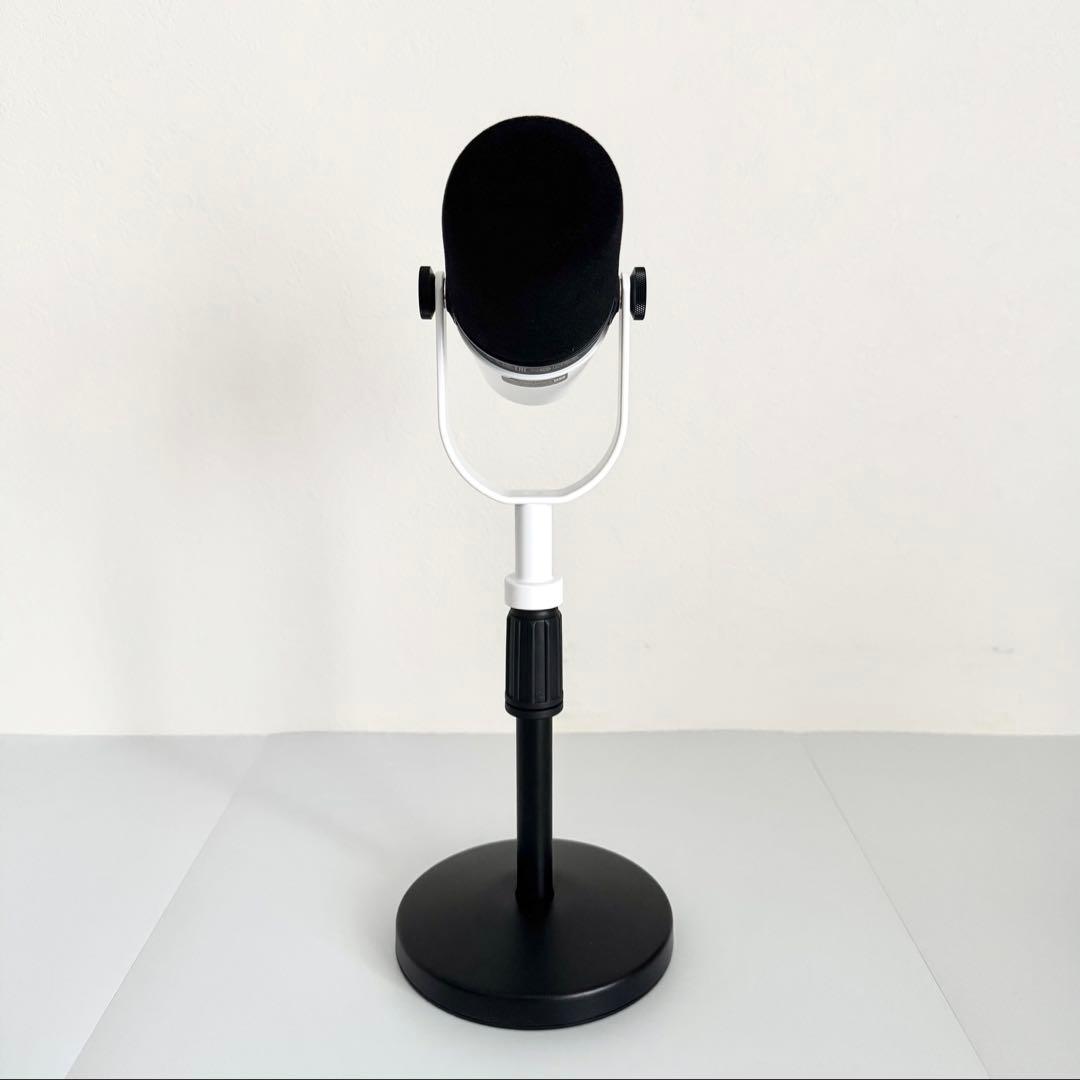 SHURE MV7+　ホワイト　ダイナミックマイク　卓上スタンド付き　美品