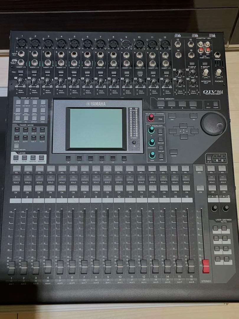 Yamaha O1V96i デジタルミキサー　【ジャンク品】