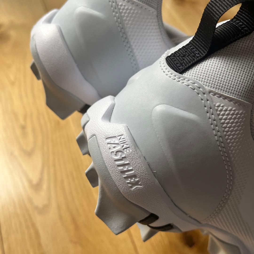 28cm　ナイキ　野球　ポイント　スパイク　白　Force Trout 9